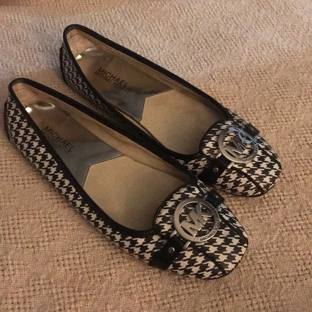 Michael Kors houndstooth flats - size 9m